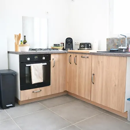 Ferienhaus L'echappee Belle Trilportaise - 25 Min Disneyland - Wifi Gratuit- Streaming Gratuit Trilport